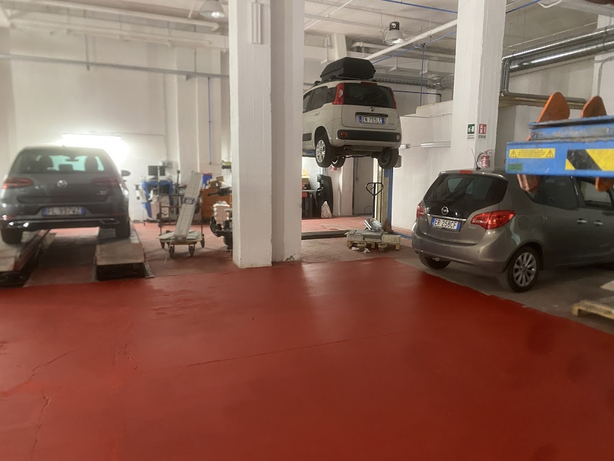 Area lavoro Auto-officina Roma