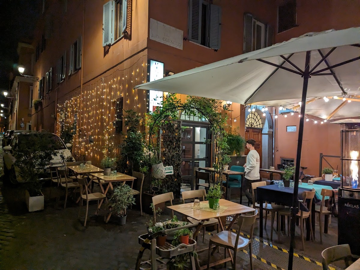 Interno La Nuova Piazzetta