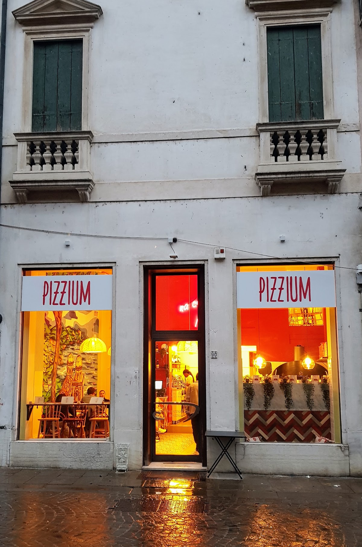 Interno Pane Pizza e...