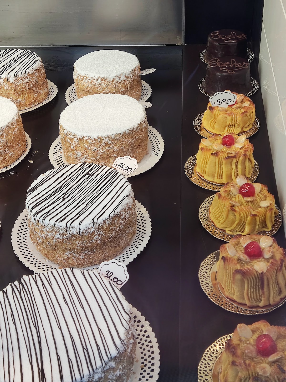 Area lavoro Pasticceria Marinari