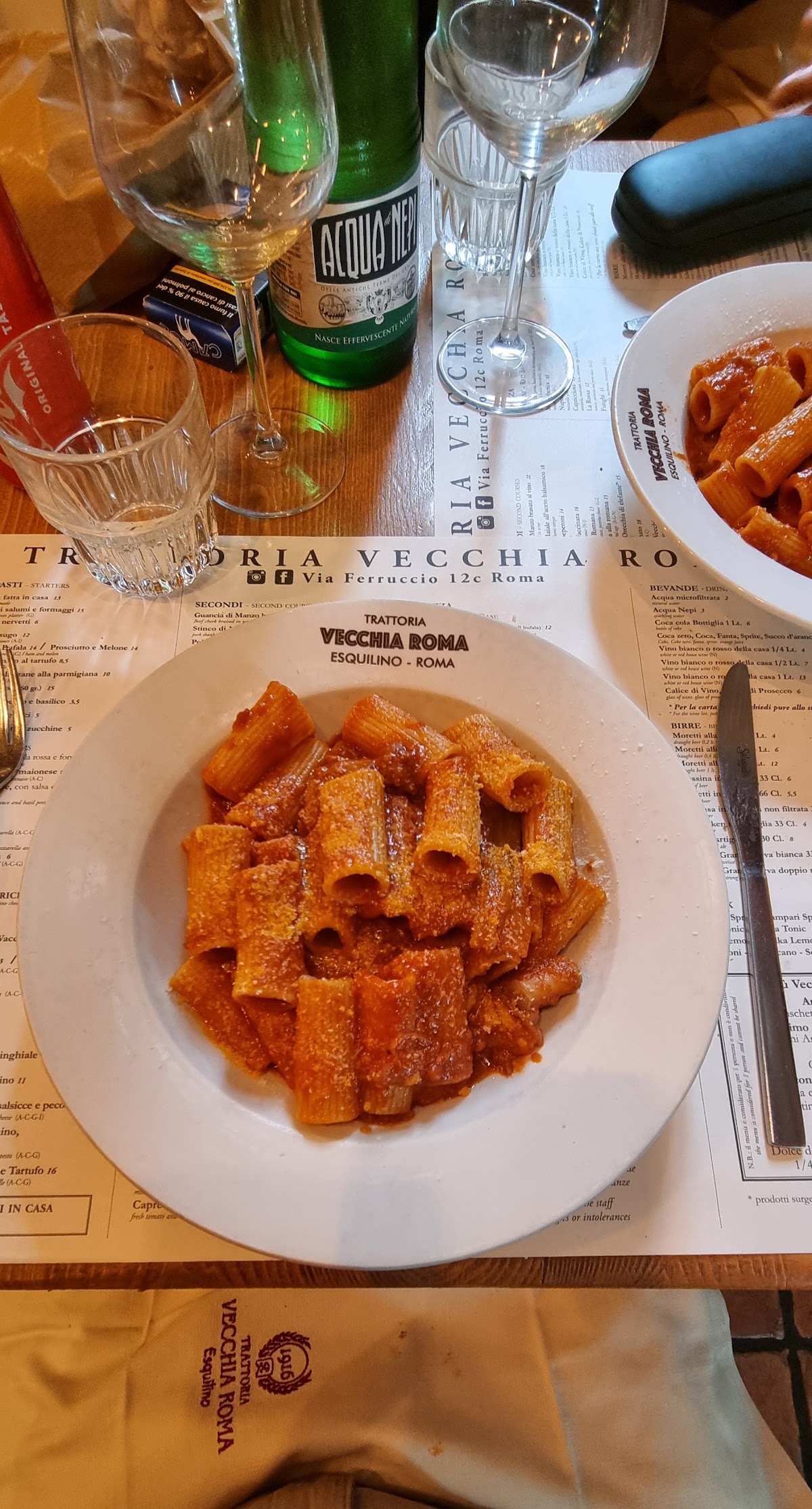 Interno officina Trattoria Vecchia Roma